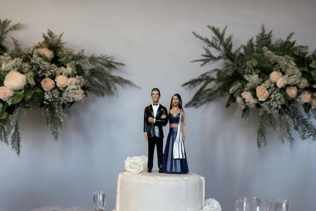 Asian Wedding Dolls