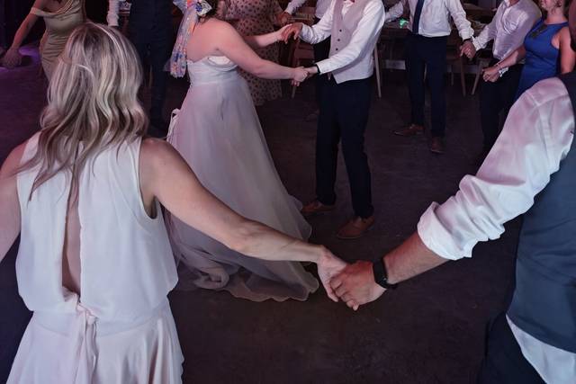 Runa Farm Wedding