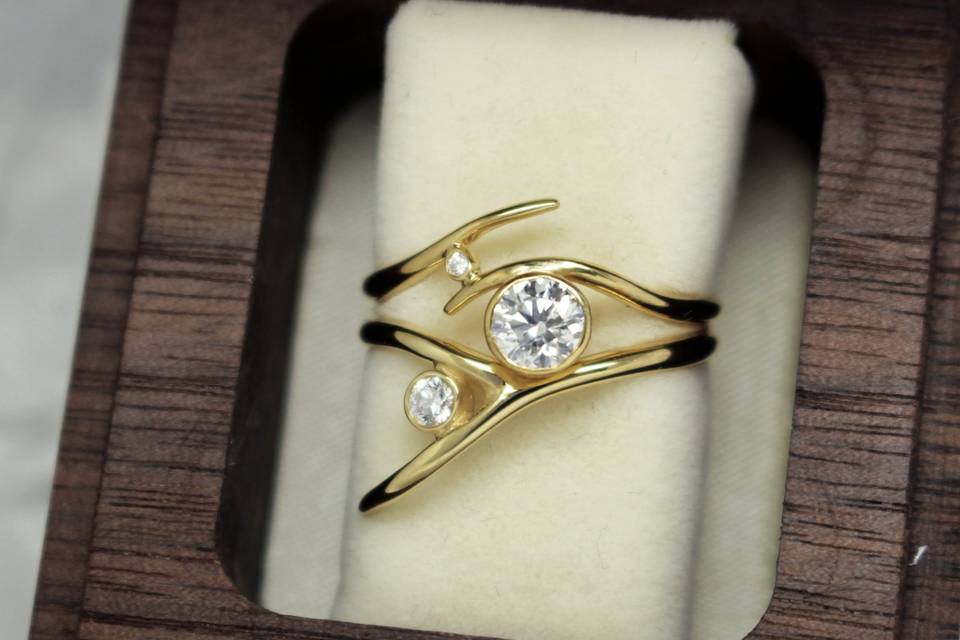 Fairtrade gold bridal ring set