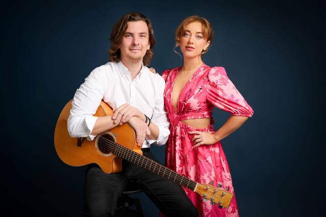 Acoustic duo
