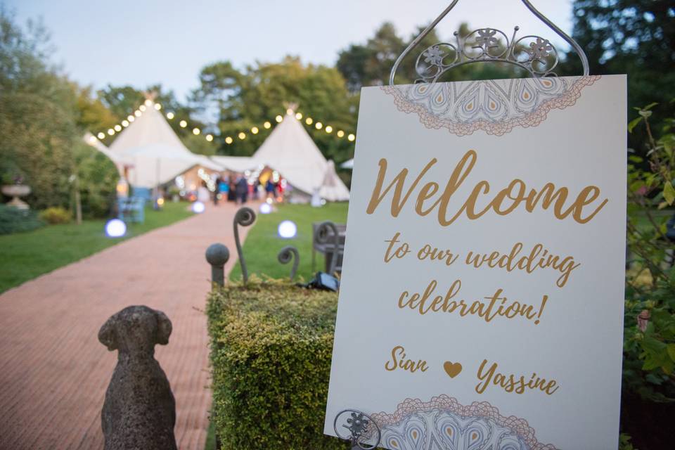 Marquee Hire Love Tipis 32