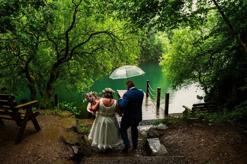 Rainy wedding photography