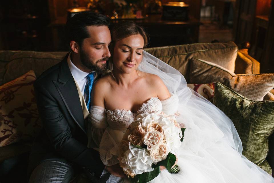 Wet wedding couple portraits