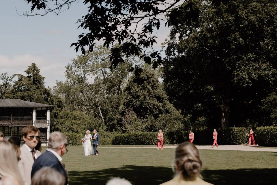 Main Lawn Bridesmaids