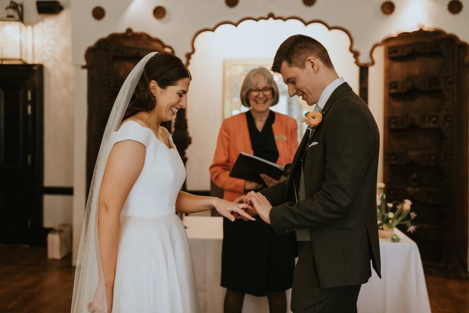 Indoor vows