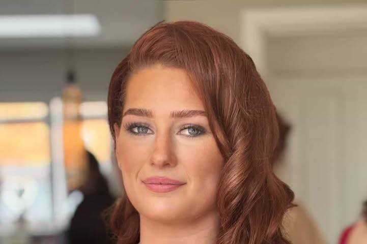 Soft Bridesmaid glam