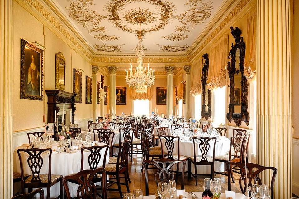 Long Top Table Long Gallery, Hagley Hall, Premier Wedding Venue in the West Midlands and Worcestershire