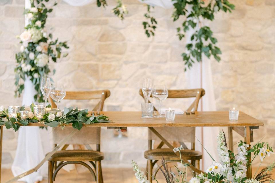 Ceremony table with florals