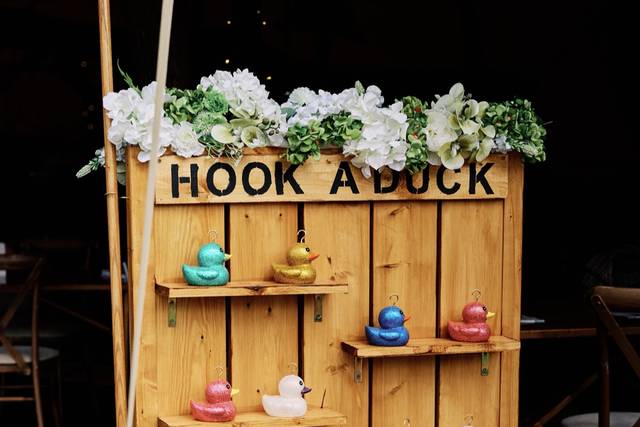 Hook A Duck 🦆