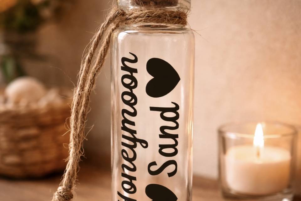 Honeymoon sand jar