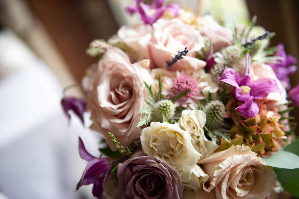 Mauve and blush bridal bouquet