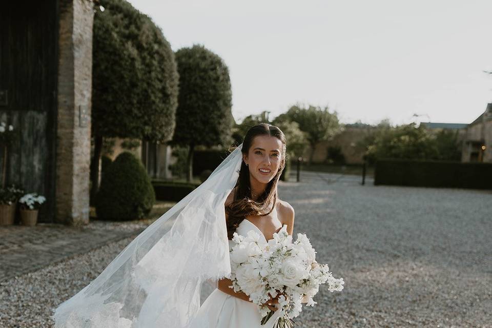 Bridal hair Thyme, Cotswolds