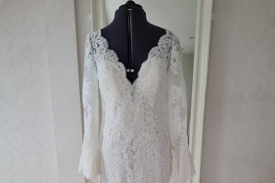 Kelsey Rose wedding dress