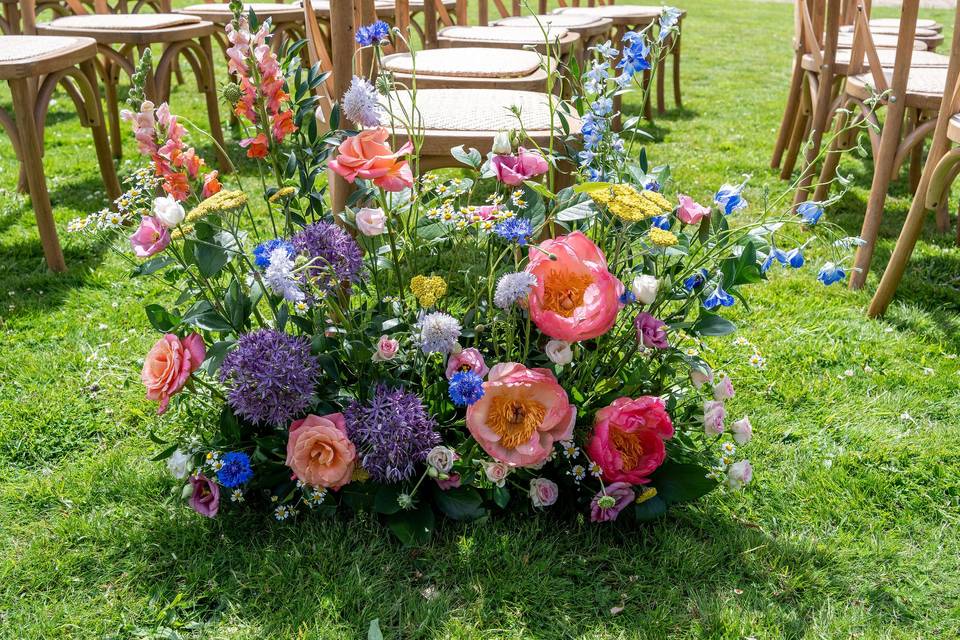 Colourful aisle flowers