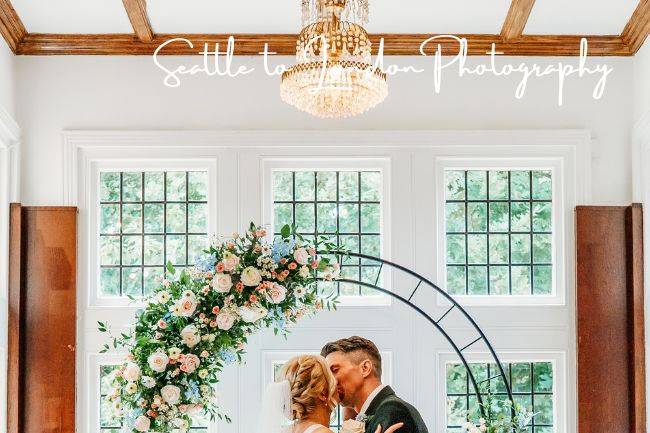 Cantley House wedding arch