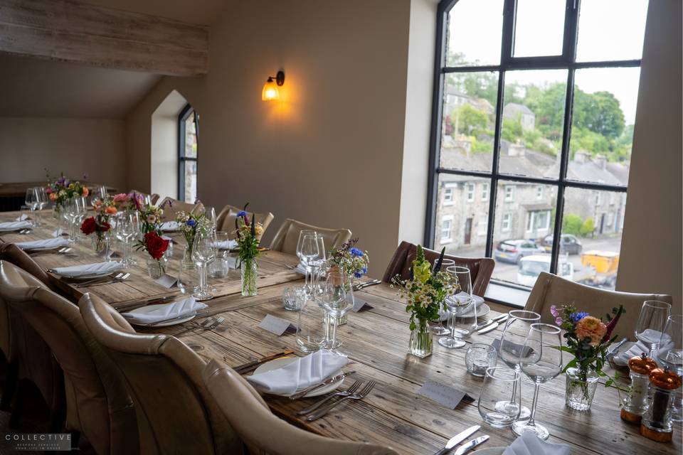 Intimate Dining