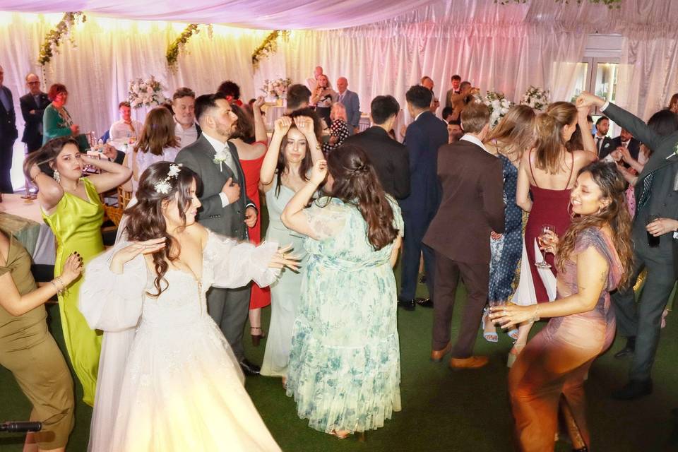 Dancing Party