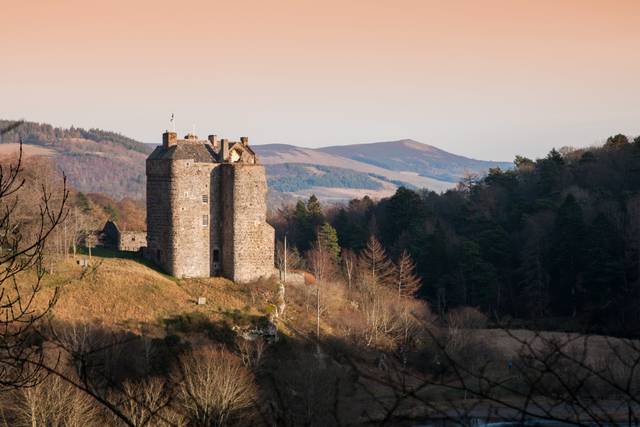 Neidpath Castle Peebles-shire, Lothian & Borders - Updated prices ...