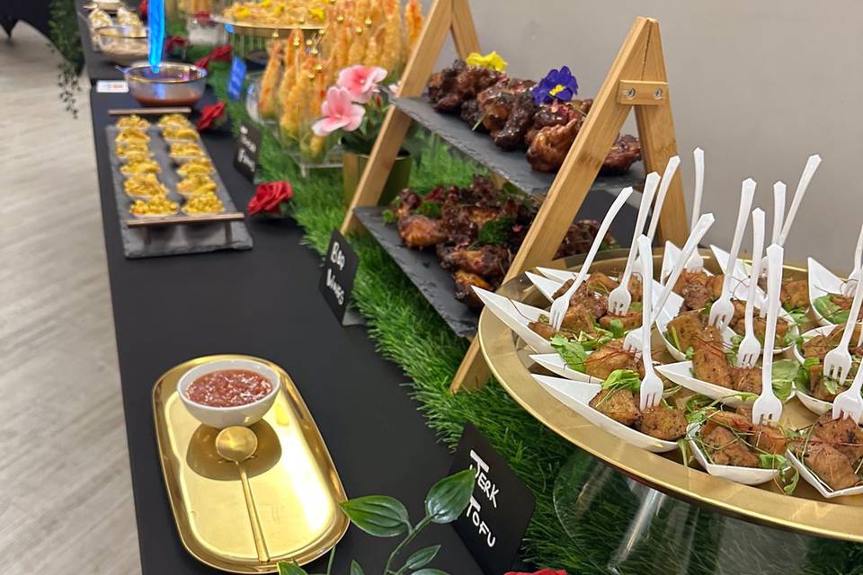 Canapés set up