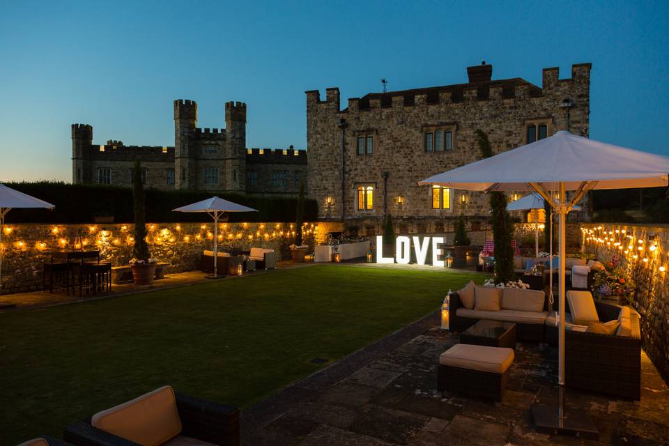Maiden's Tower Night