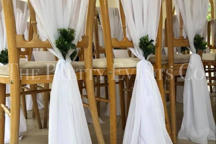 White vertical sashes