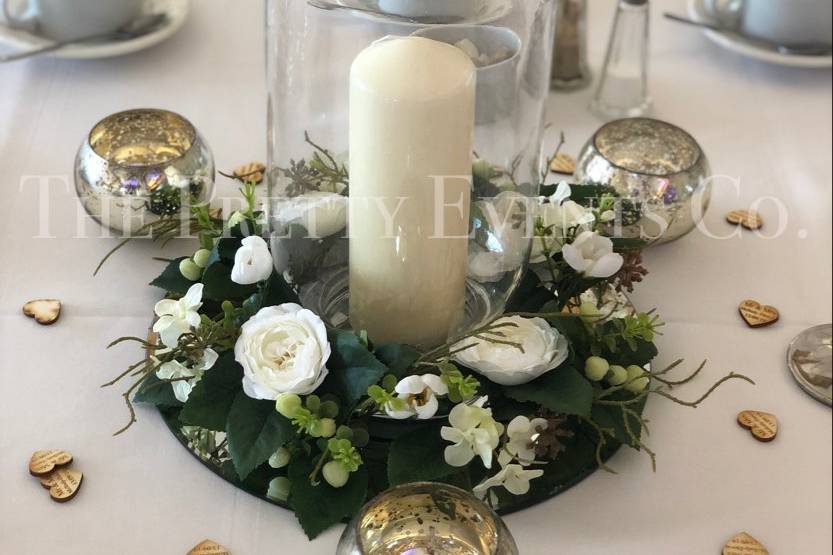 Hurricane vase centrepiece