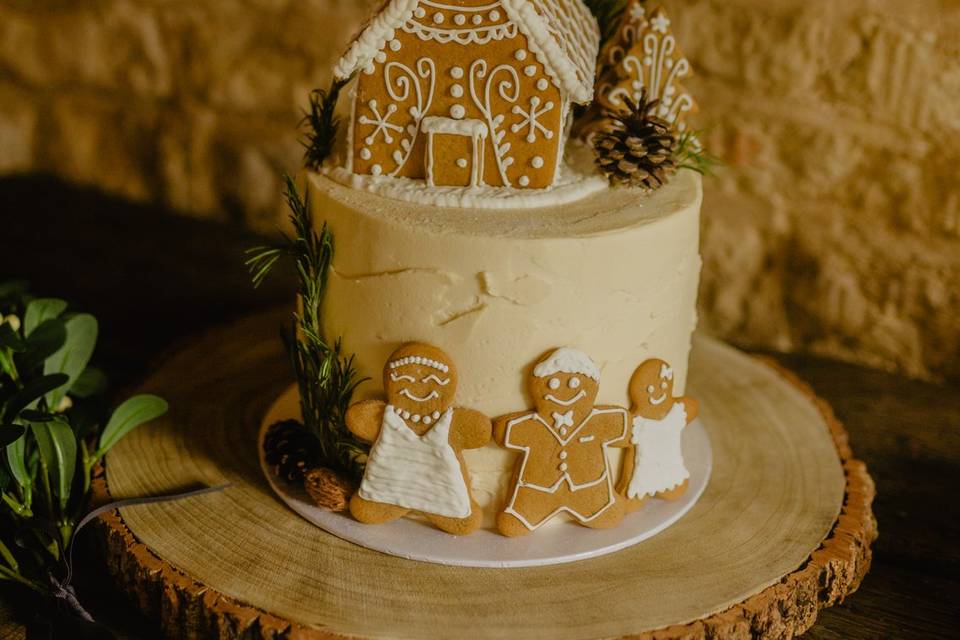 Christmas Wedding Cake