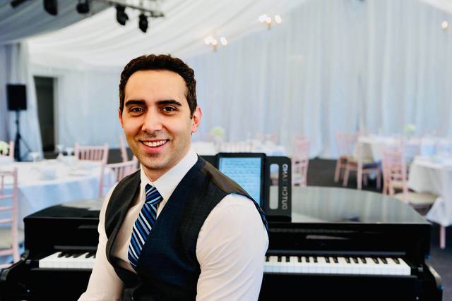 Melodious Moments - Piano