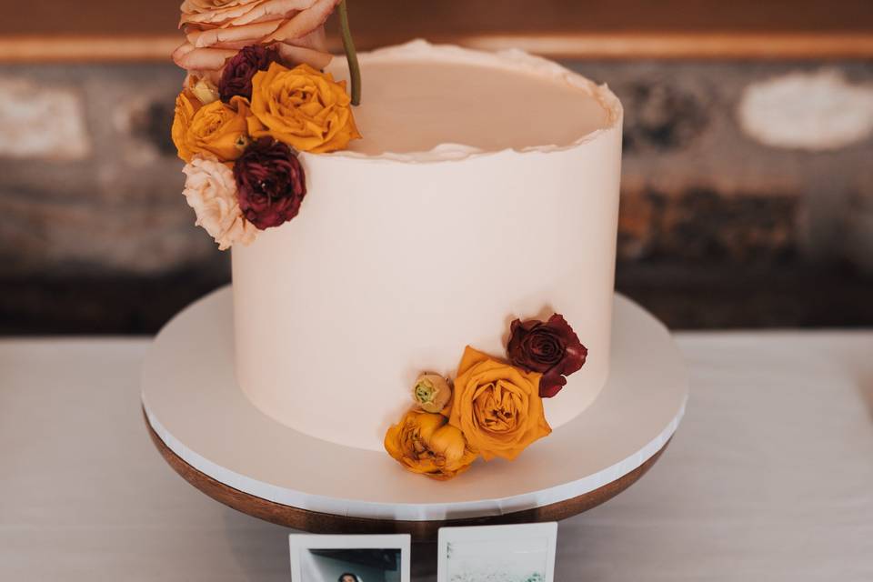 Floral 1 tier cake