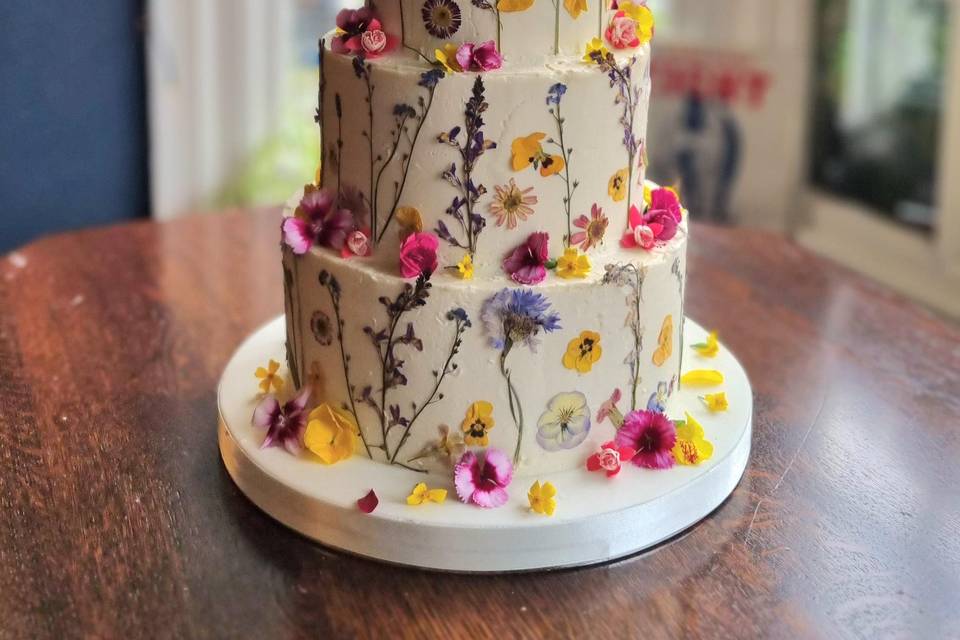 Pressed flower cake