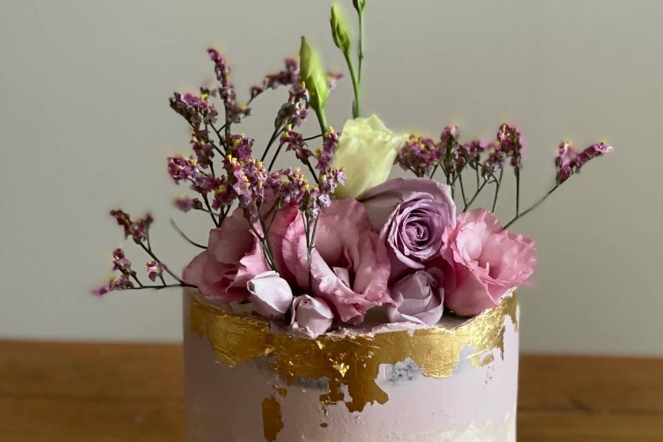 Floral swiss buttercream