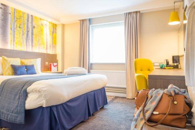 Burleigh Court 24