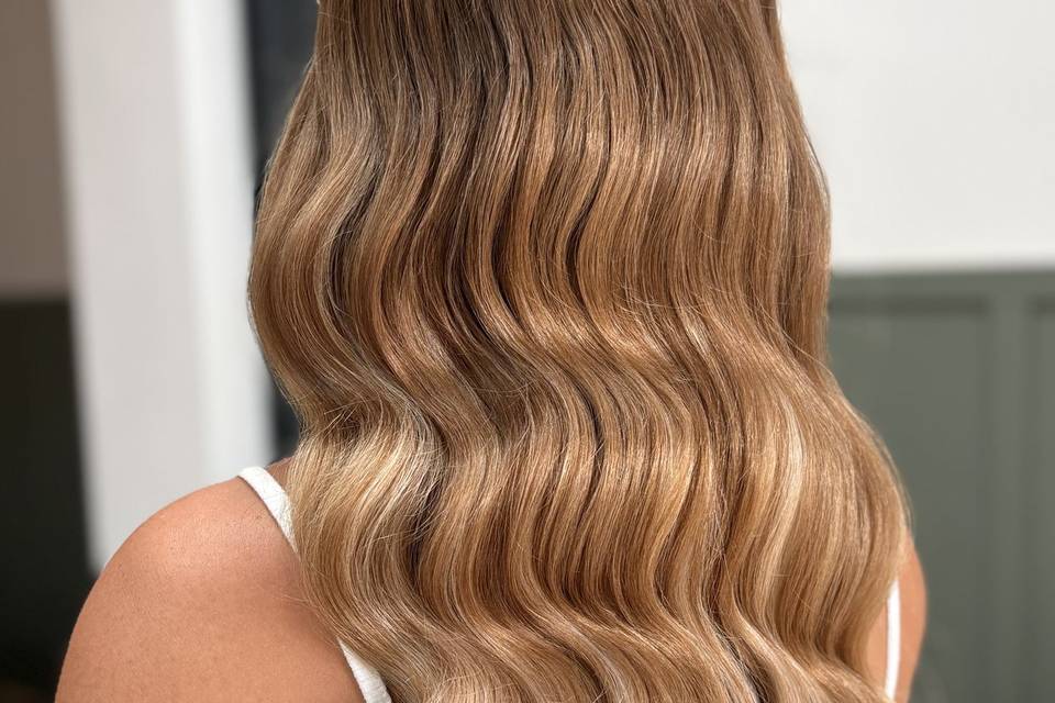 Hollywood waves