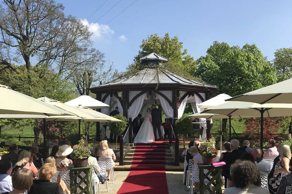 Aisle and gazebo