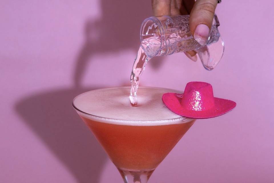 Pink cocktail theme