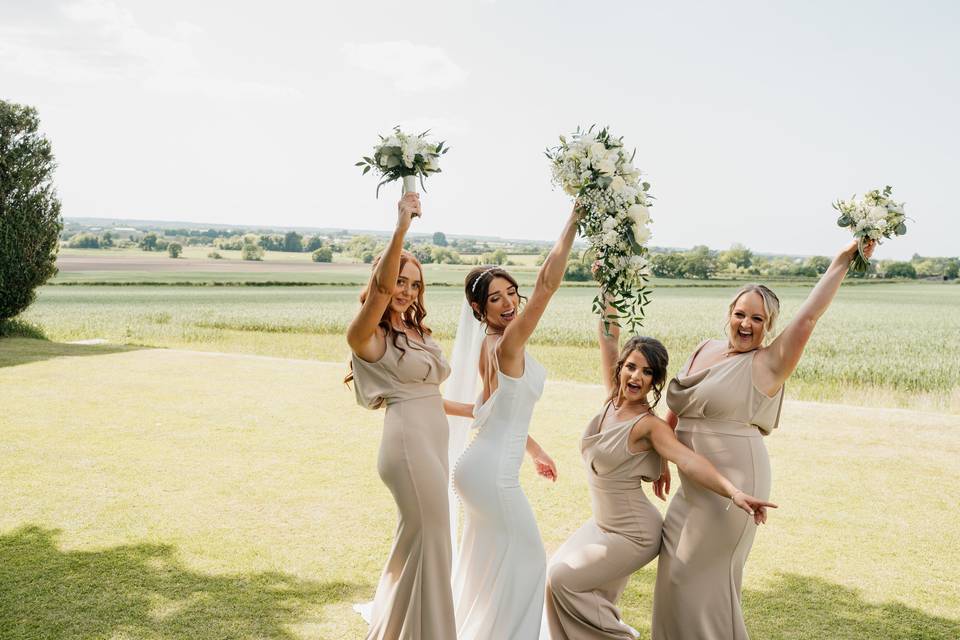 Bride with Bridesmaids