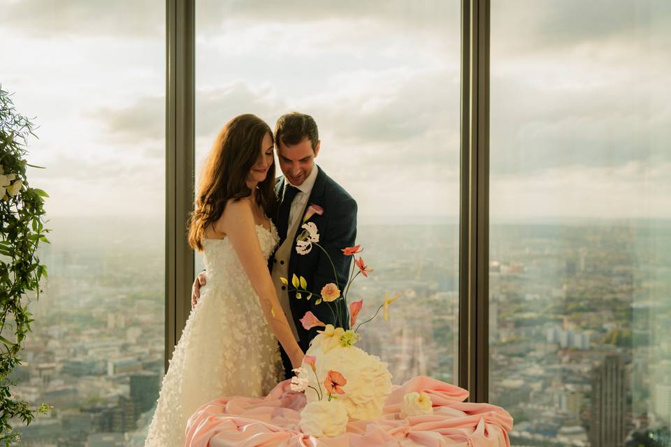 H22 - Cutting the Cake