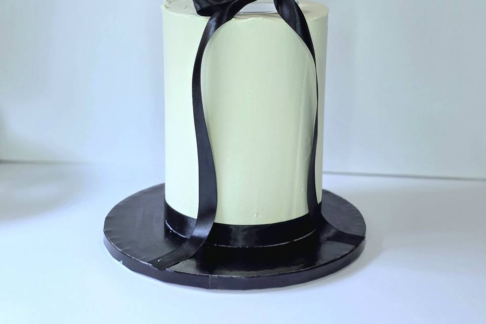 Small elegant 2 tier
