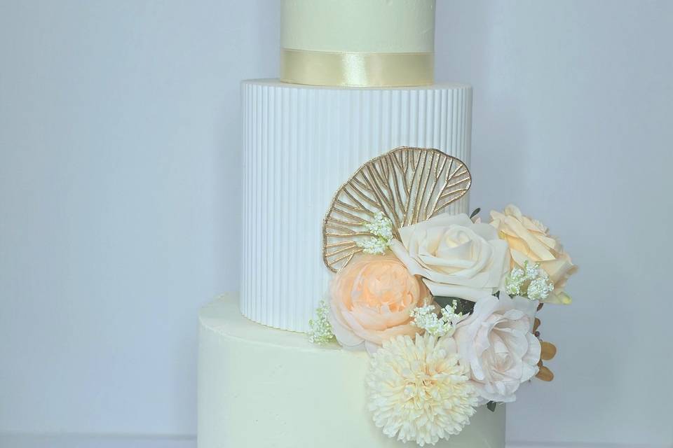 3 tier floral cake