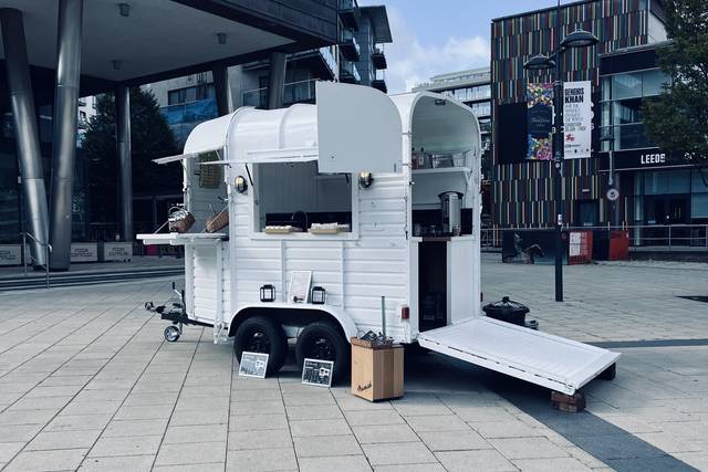 UK Wedding Event Leeds Armoury