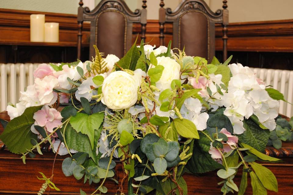 Courtroom flowers