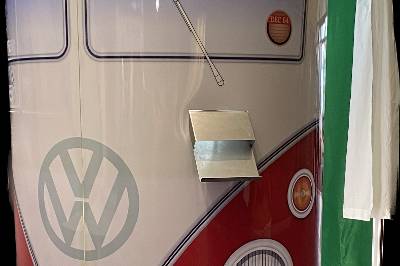 Campervan Oval Booth