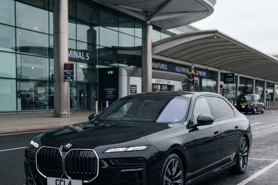 BMW i7