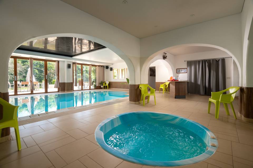 Swimming pool and hot tub