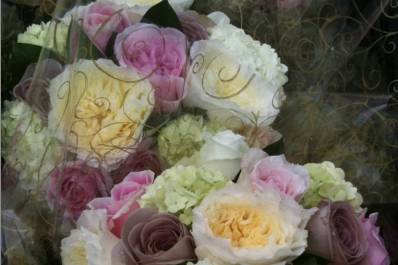 Scented Garden Rose Bouquet