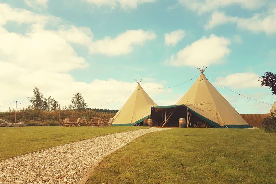 Tipi weddings