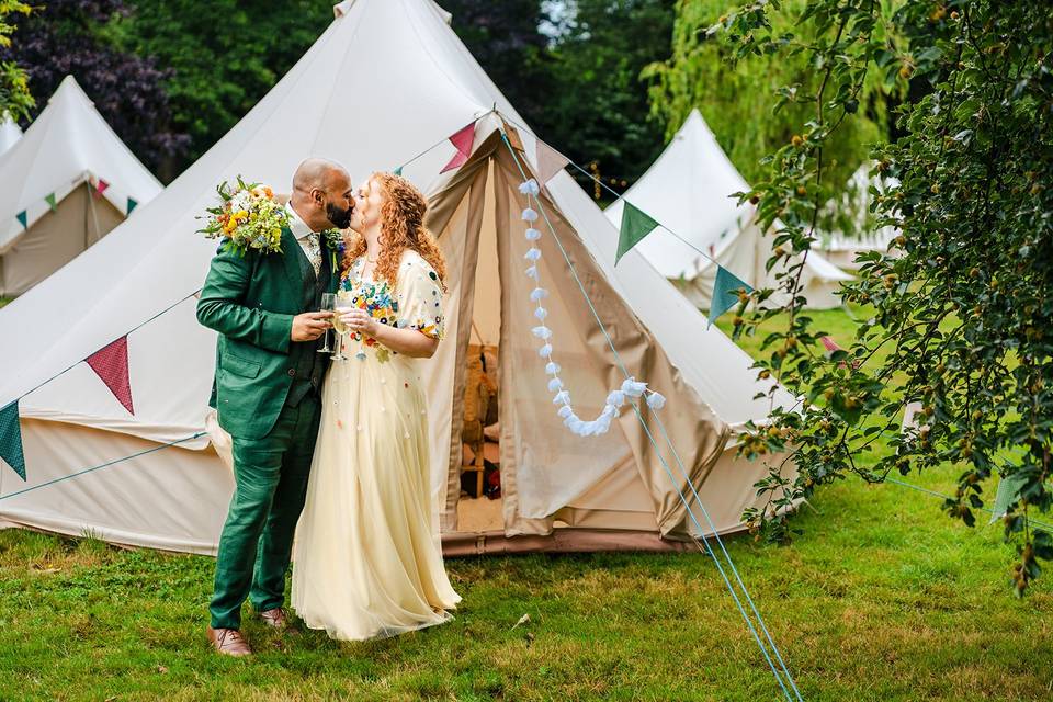 Honeymoon tents