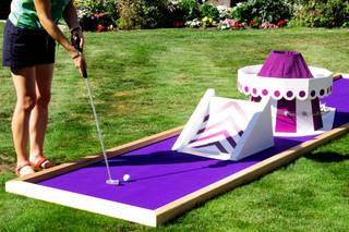 Clubhouse Mobile Mini Golf