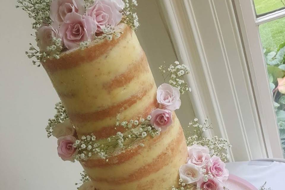 Naked cake with fondant roses