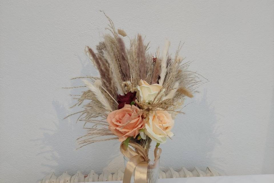 Pampas centerpieces